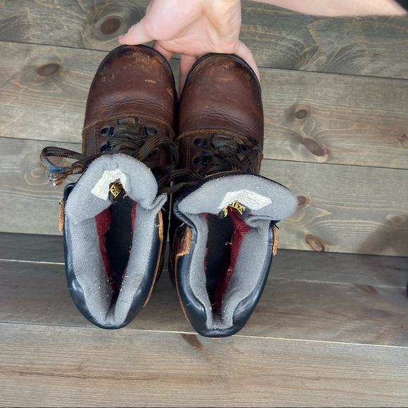 L.L. Bean knifes edge goretex waterproof boots - Picture 7 of 8